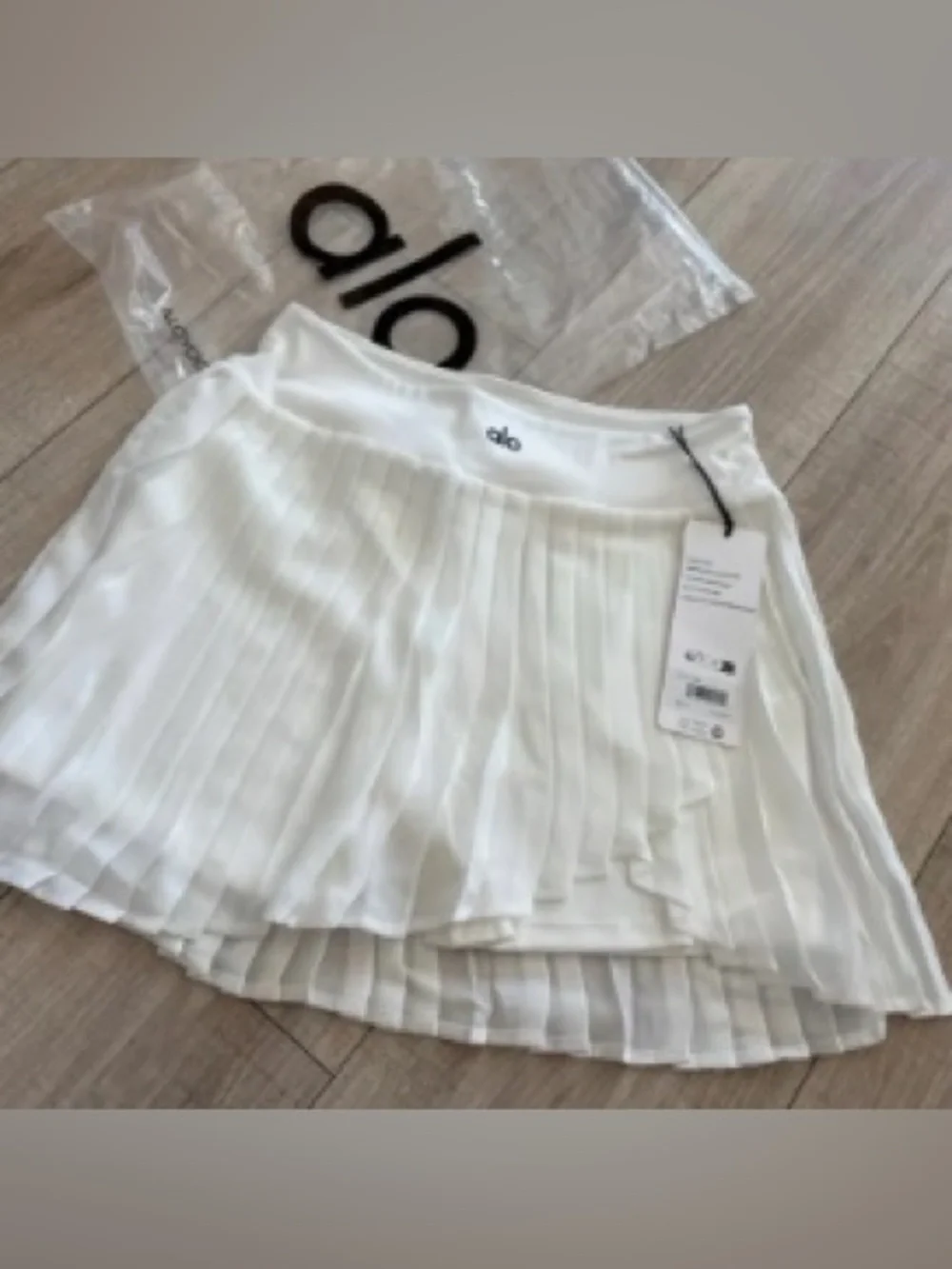 ALO Yoga White Pleated Skater Skirt